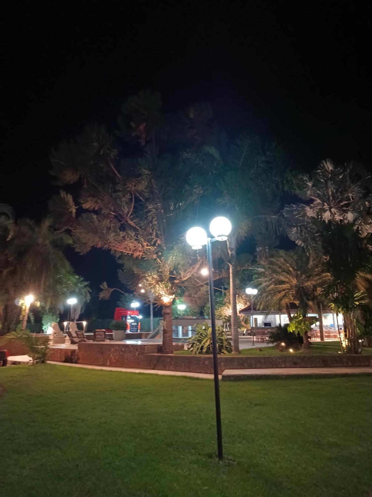 ברטוס Parque Das Arvores Hospedagem E Eventos מראה חיצוני תמונה